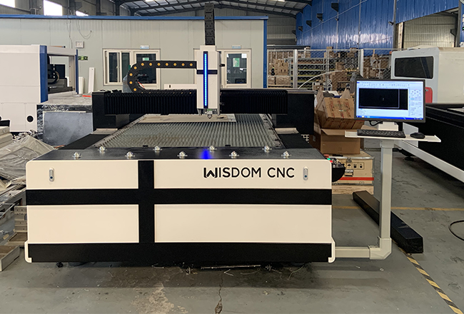 1500w fiber laser cutting machine 1