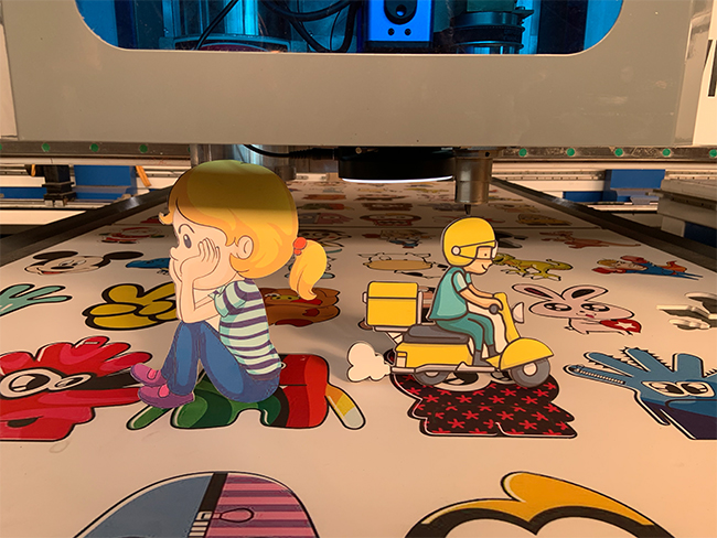 Sign making cnc router cutting machine with oscillating knife and CCD camera introduction