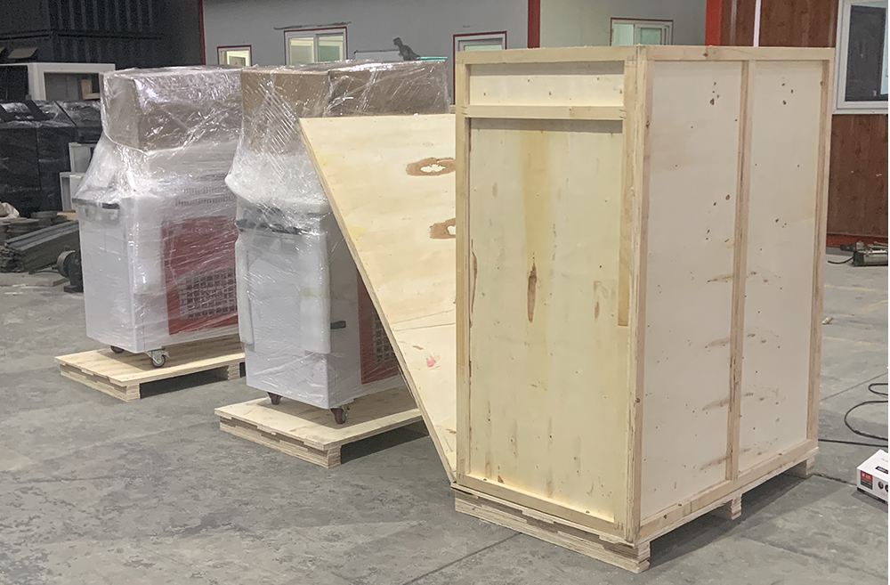 laser welding cleaning machine packing